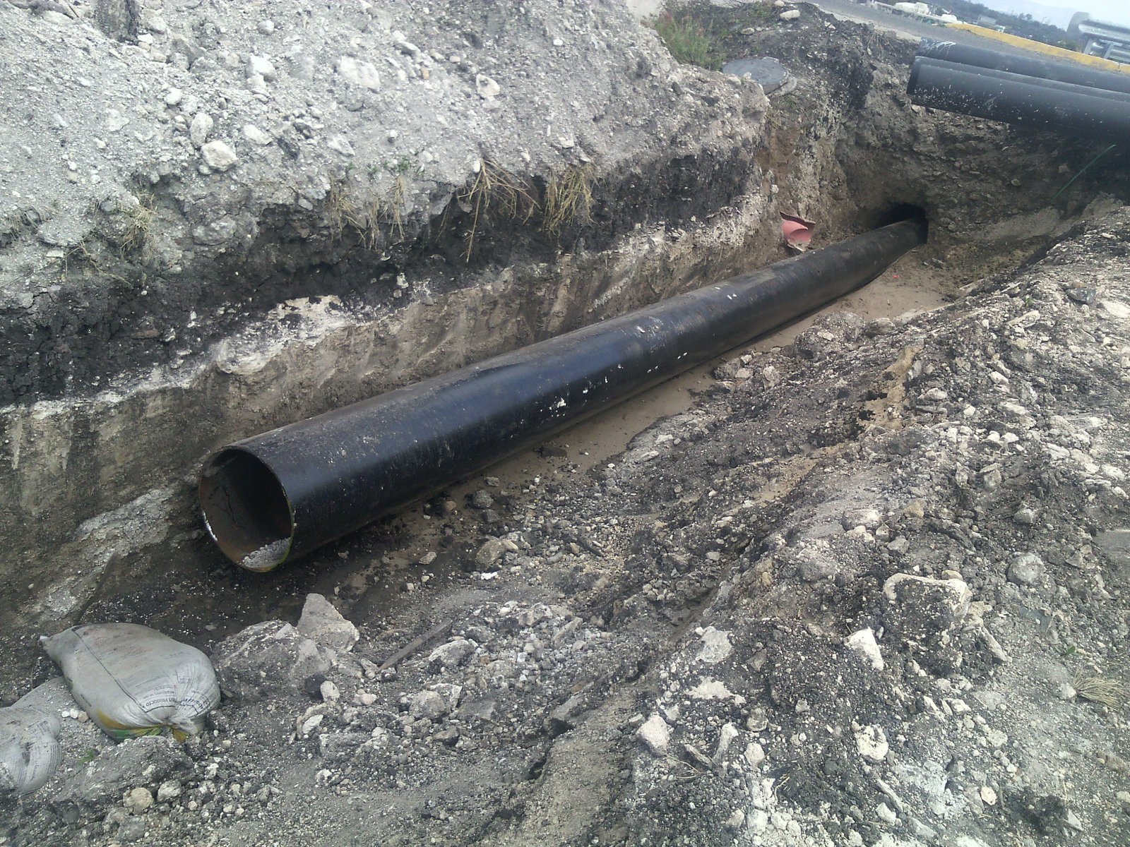 Tubería de acero de 24 pulgadas
