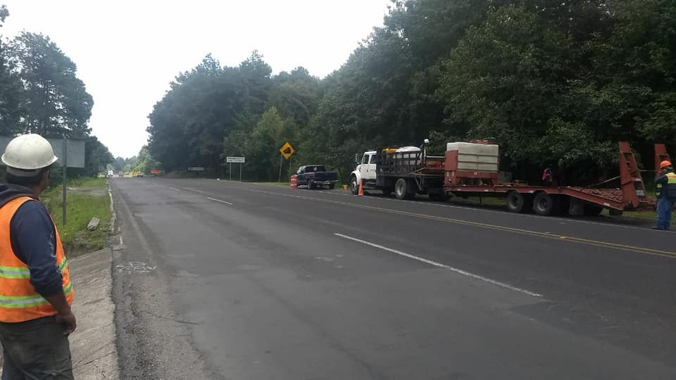 Cruce de carretera Tulancingo a tuxpan kilómetro 75 + 600